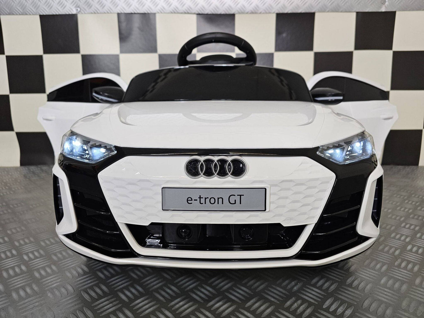 Kinder Elektroauto Audi E-Tron 12 V – Weiß