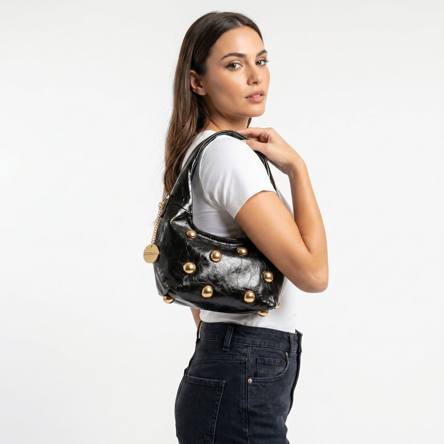Coconuda Borsa Hobo Nera con Borchie Dorate