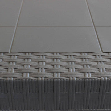Tavolo Dallas 80 x 80 con Struttura in Plastica Stampata e Finitura Wicker