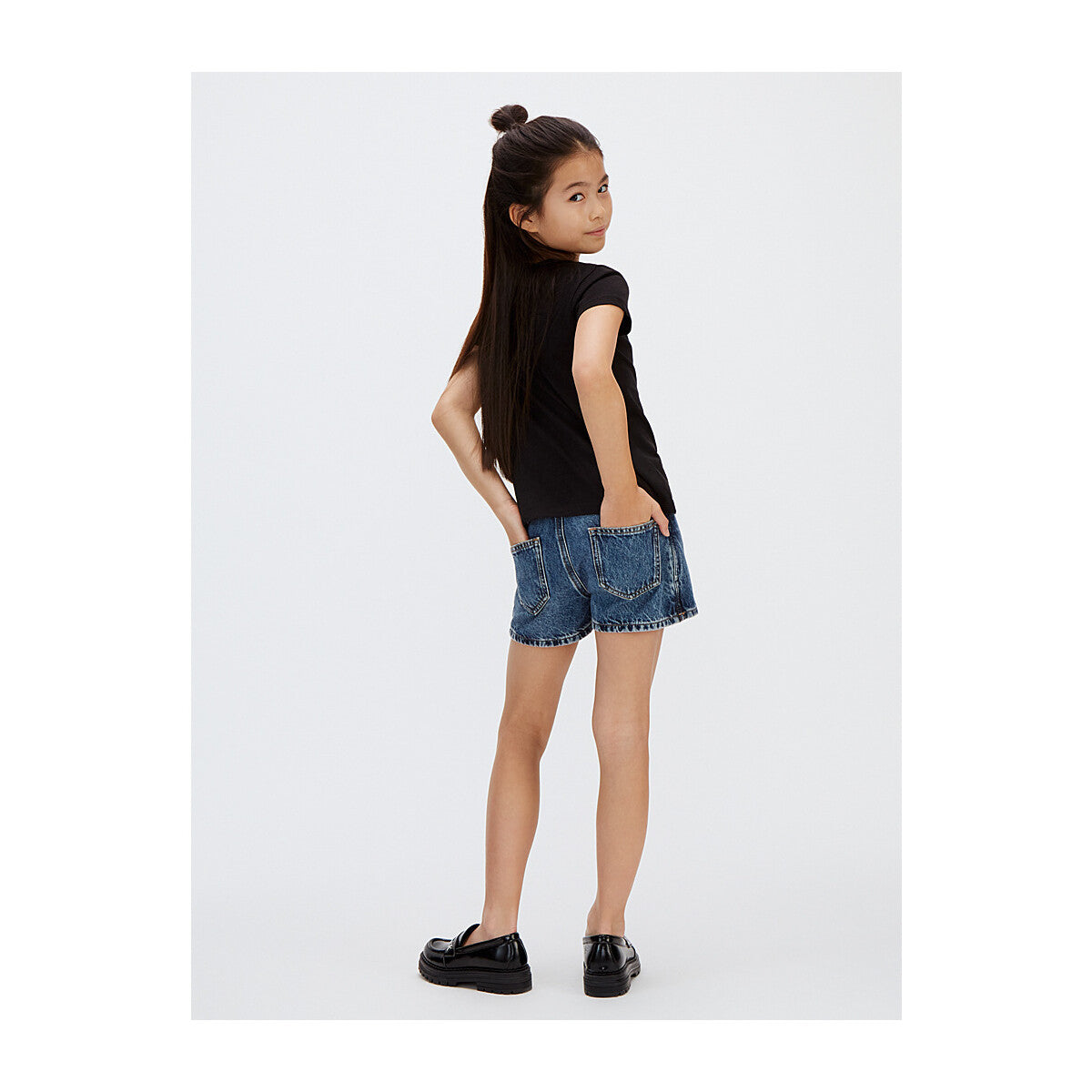 Calvin Klein T-shirt Ragazza Micro Monogram Nera - LVCKSJA15G BEH