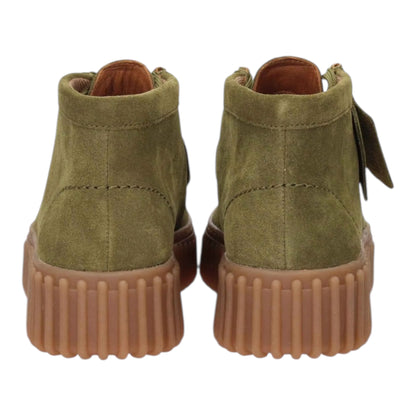 Clarks Scarpa Casual Donna Torhill Moss 26183872 Verde | Nabuk Premium, Suola Scanalata, Comfort Wallabee Vintage