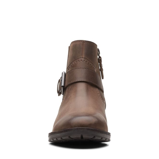 Clarks stivaletto da donna con elastico e fibbia e zip laterale Clarkwellstrap 26167473 4 taupe nubuck