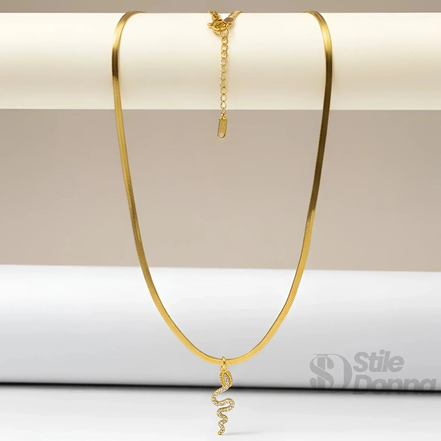 Stile Donna Bags - Collana con Ciondolo Serpente in Cristallo