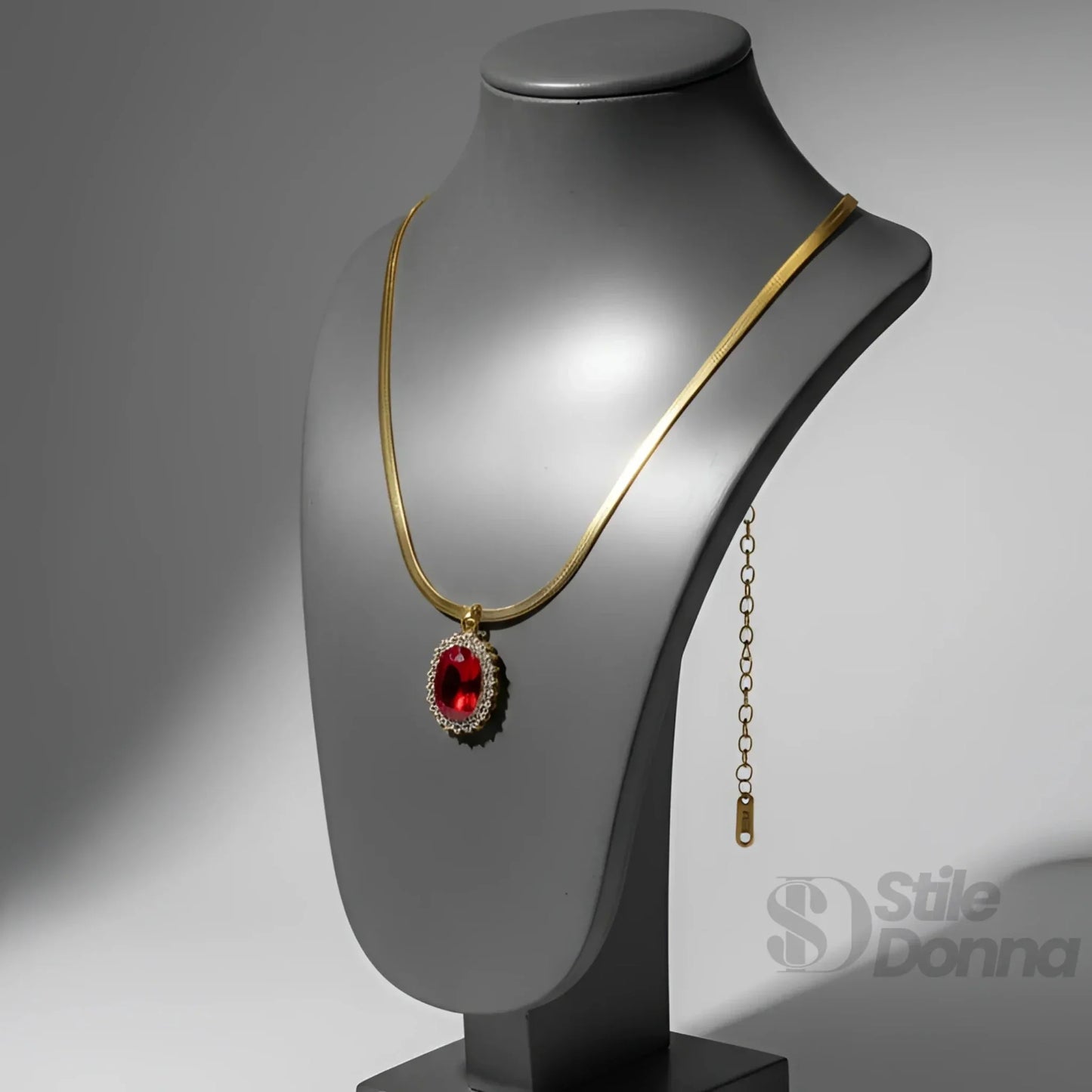 Stile Donna Bags - Collana con Ciondolo Ovale Rubino