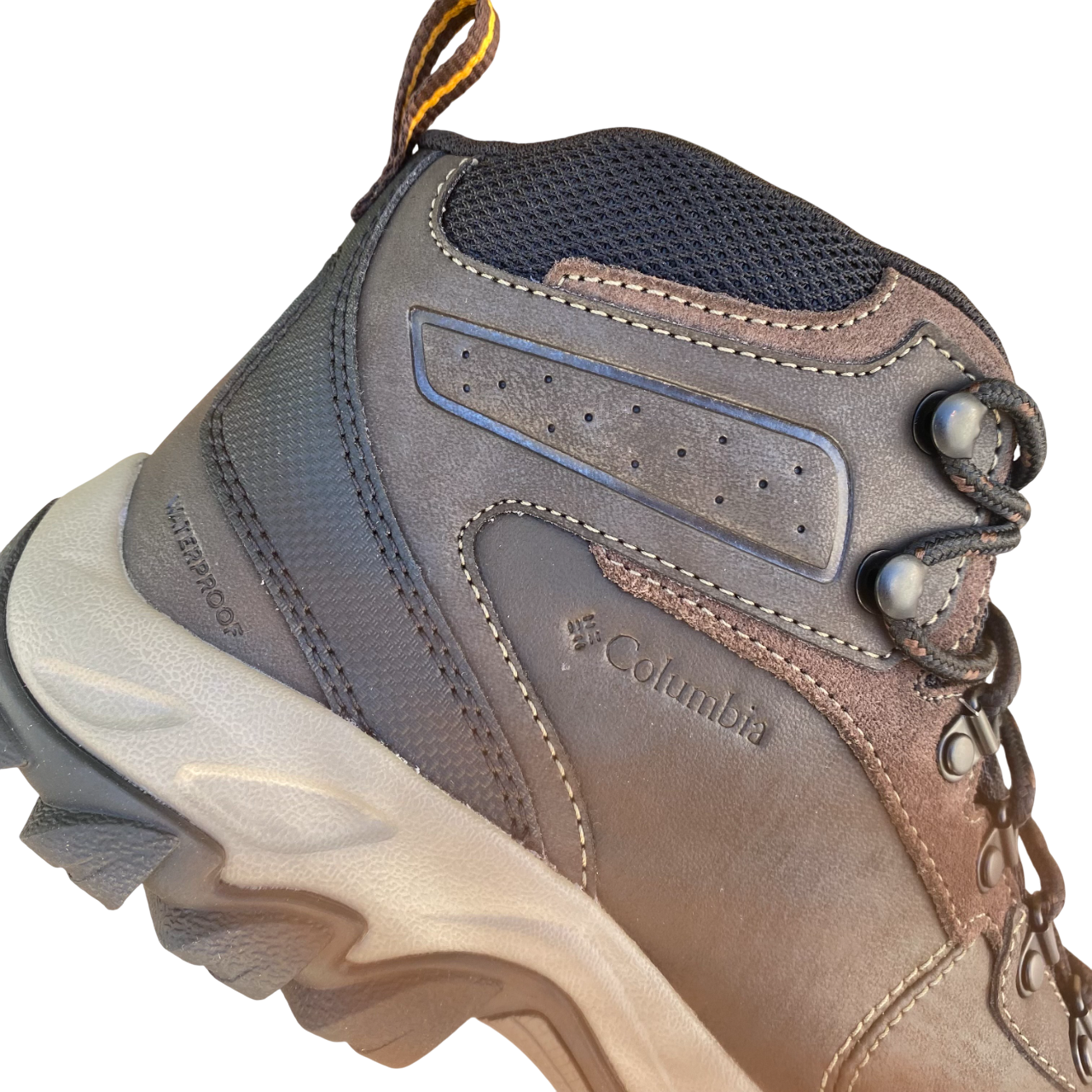Columbia Scarponcini Hiking Uomo Newton Ridge™ Plus II Waterproof Cordovan MB3970-232