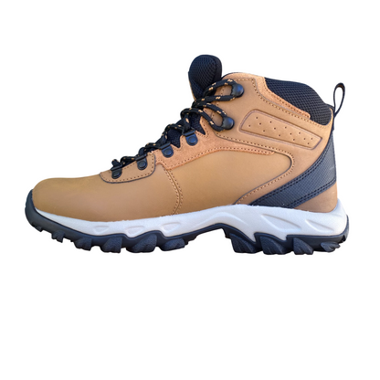 Columbia Scarponcini Hiking Uomo Newton Ridge™ Plus II Waterproof Elk-Black MB3970-291