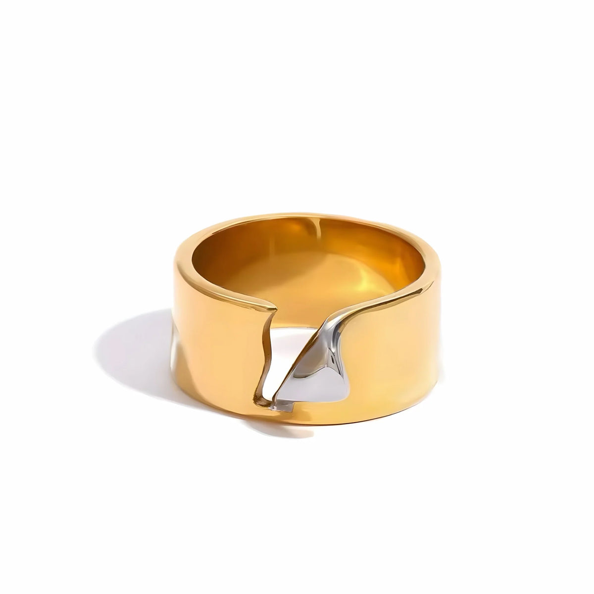 Charlotte Ring