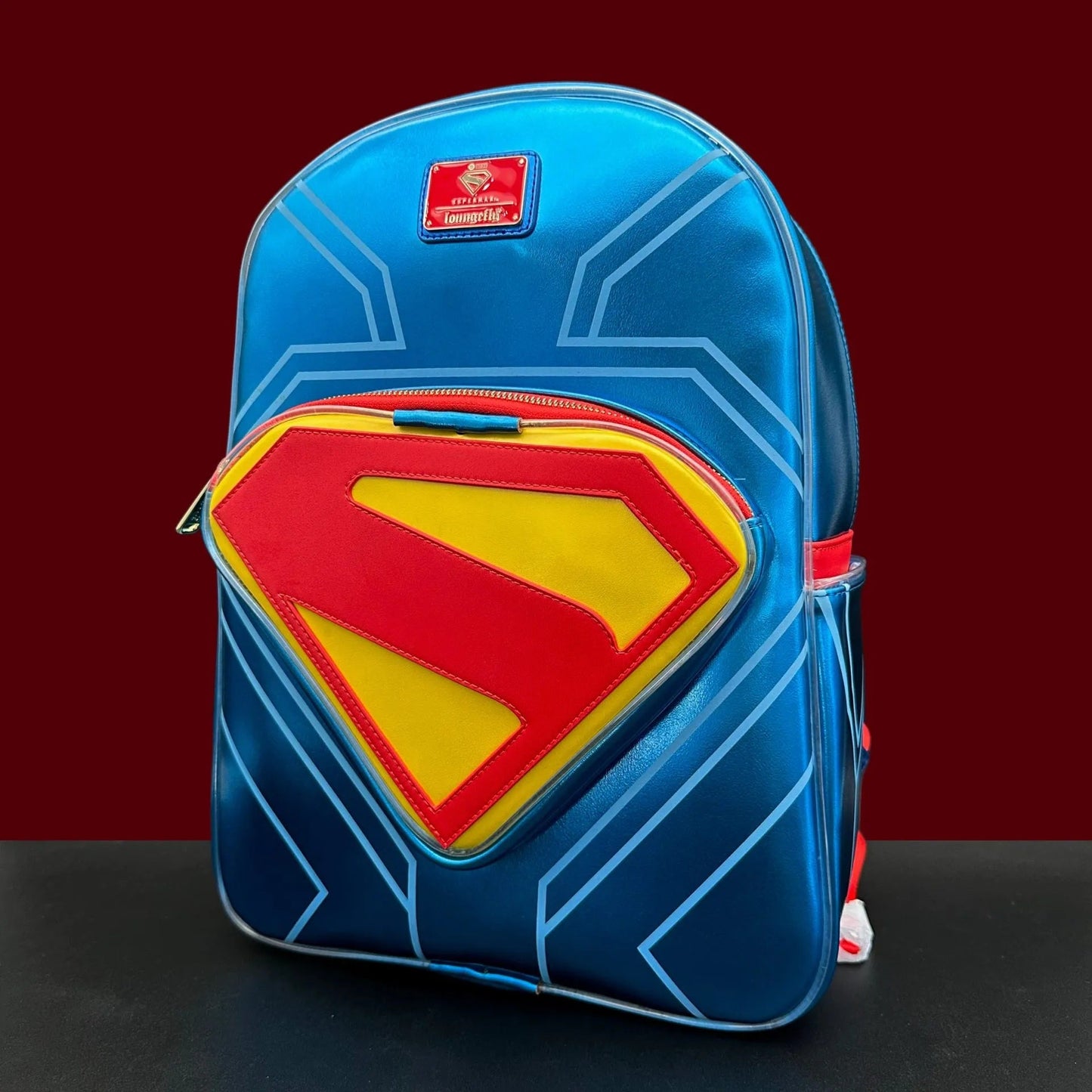 Funko Loungefly Warner Bros – DC Superman Glow Full-Size Rucksack