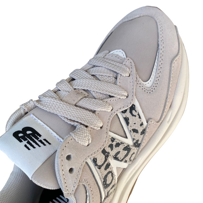 New Balance Women's Sneakers 5740 WB5740PB Beige