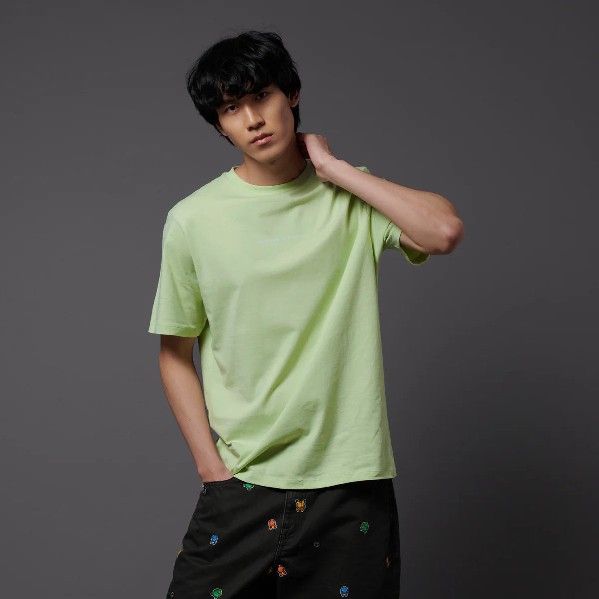 Dolly Noire T-shirt Uomo Pokémon Scenary Verde - TS1164-TT-03