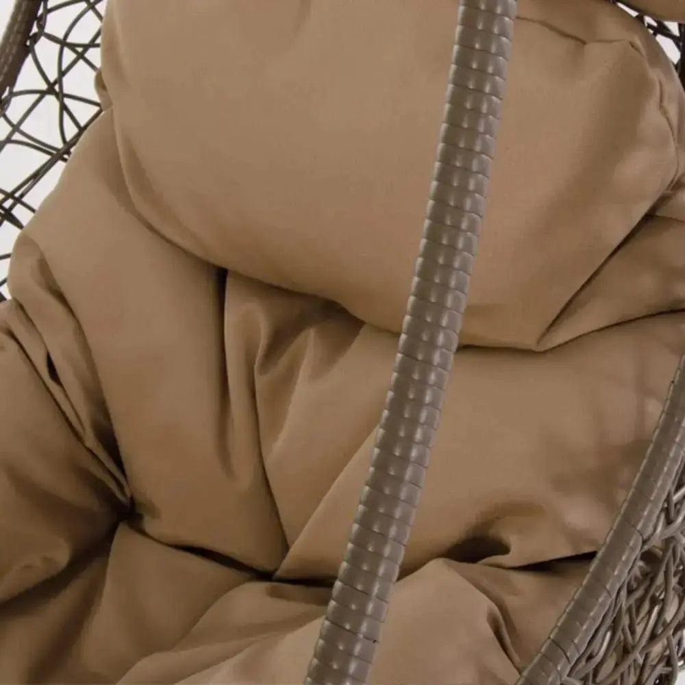 Hängesessel aus Rattan