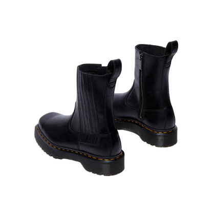 Dr. Martens stivale cavallerizzo in pelle Amaayah Lo 3195001 nero