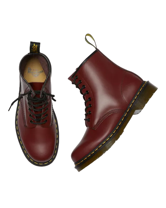 Dr. Martens 1460 Smooth Cherry Red - Anfibio Rosso Ciliegia Iconico