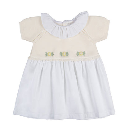 Abito off-white con pettorina