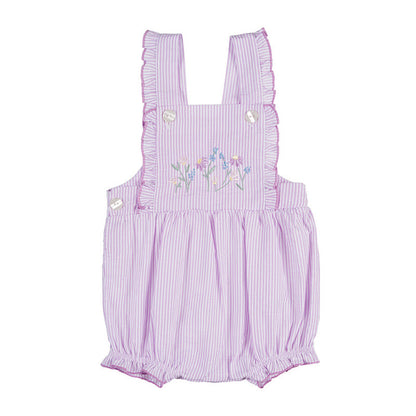 T-shirt bianca con salopette a righe lilla e bianche
