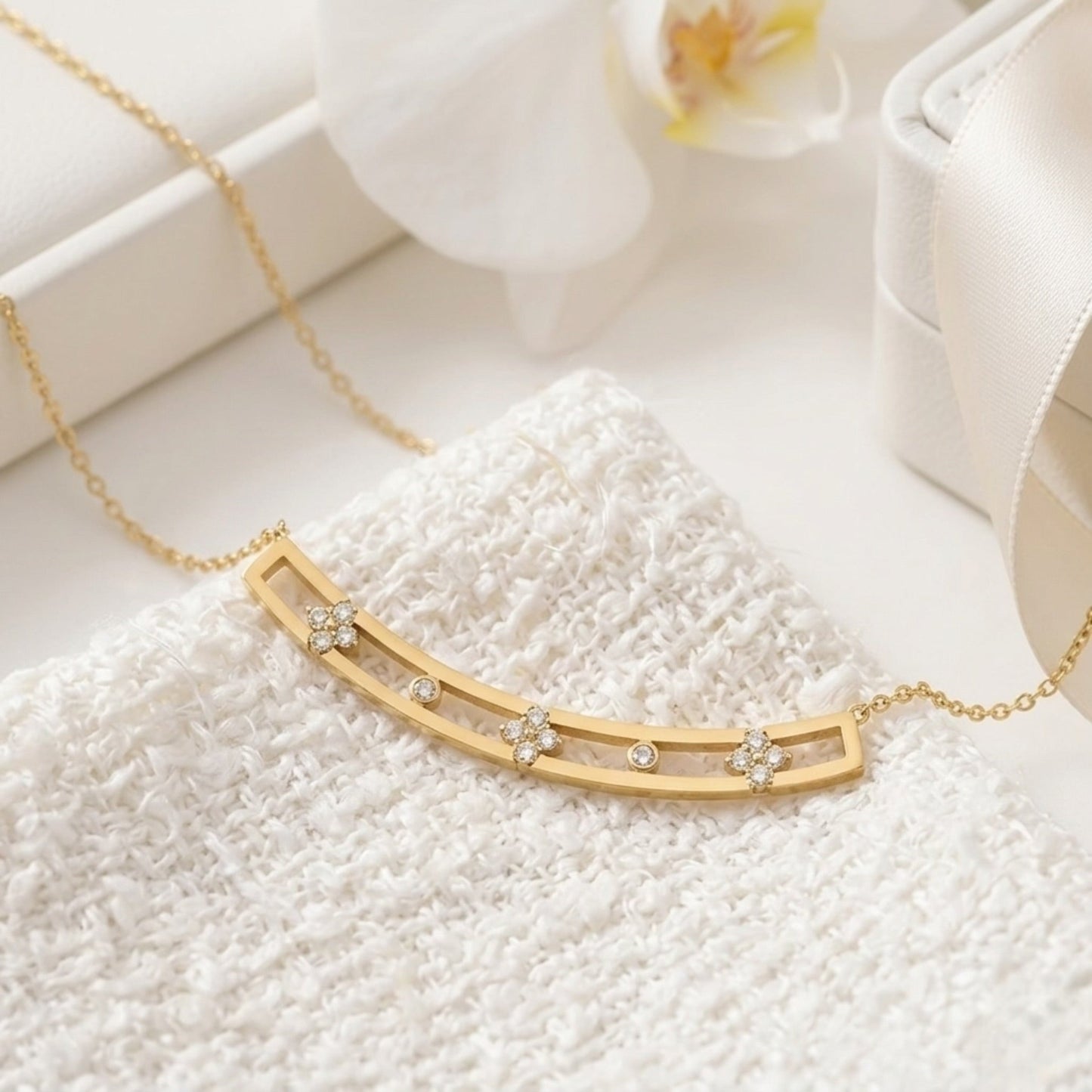 Maly Necklace