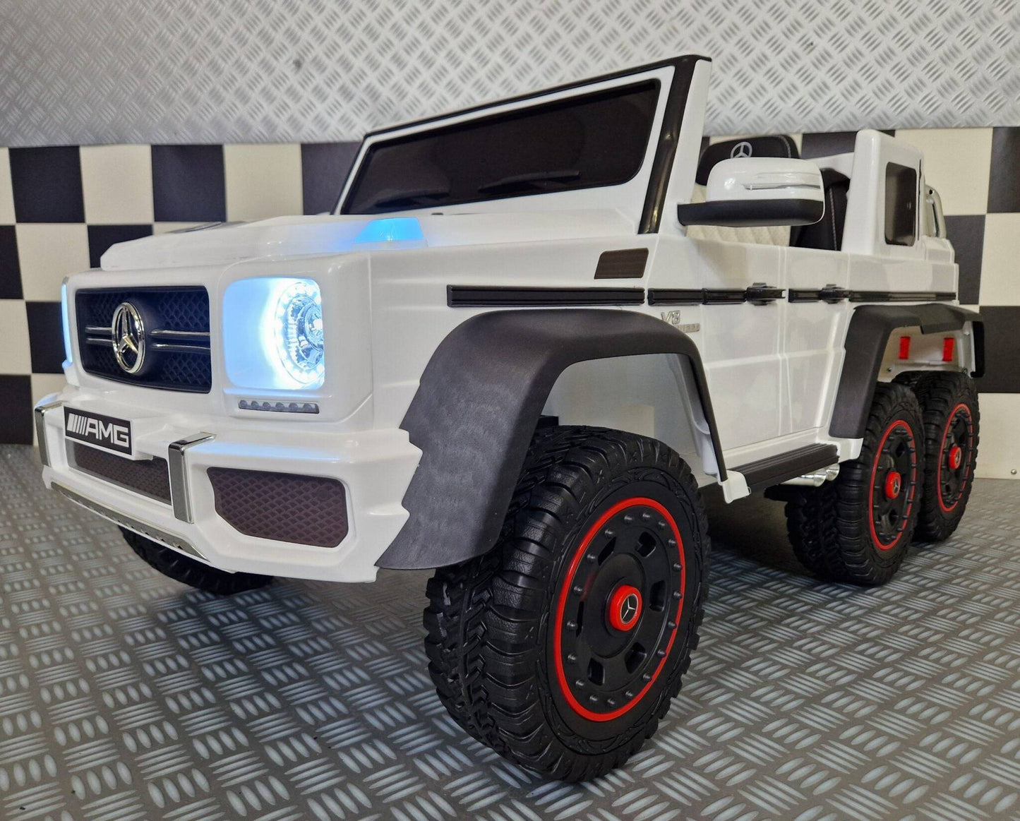 Kinder-Elektroauto Mercedes G63 AMG 6×6 12 V – Weiß