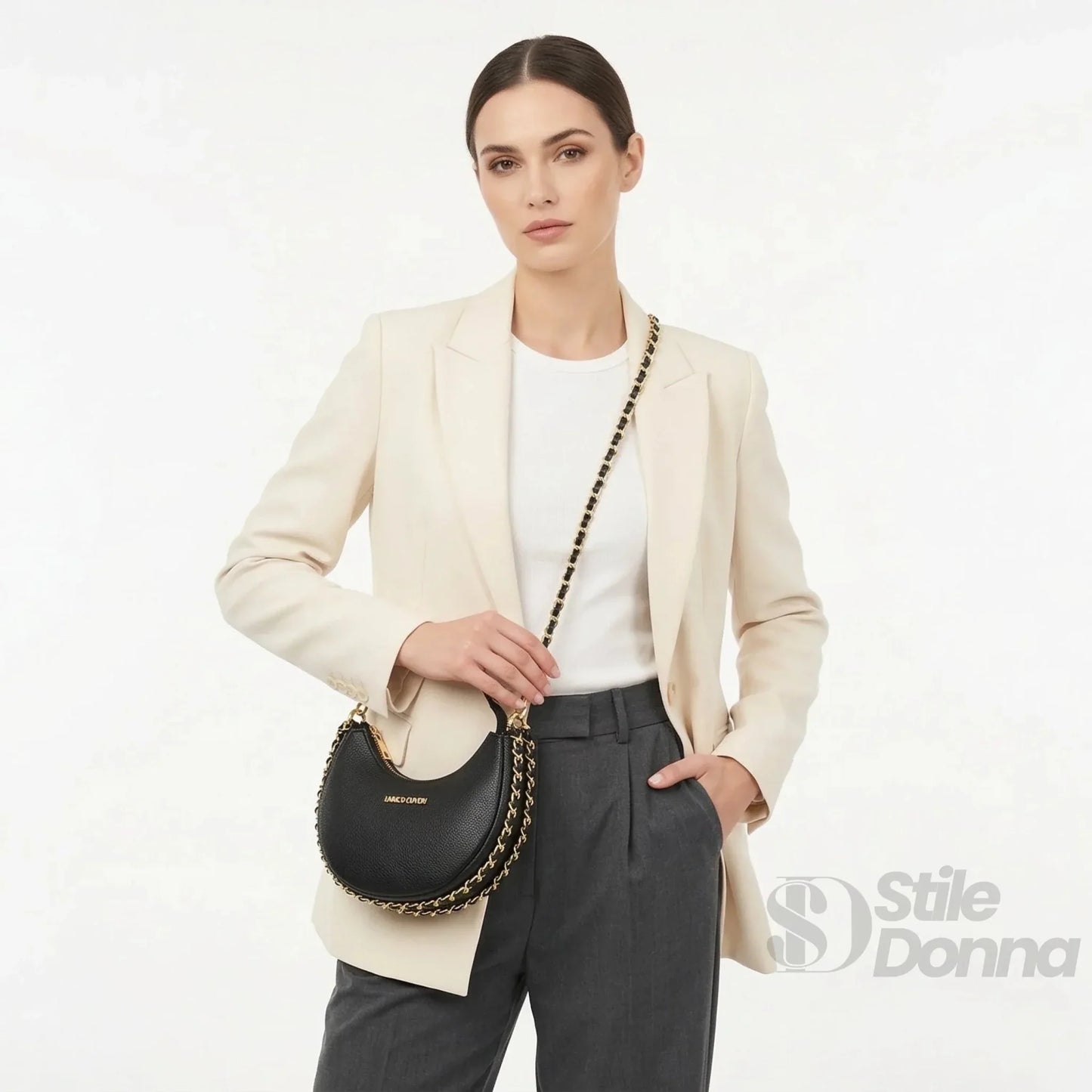 Enrico Coveri Borsa a Spalla in Ecopelle con Tracolla a Catena Finitura Color Oro