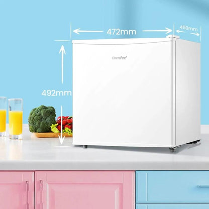 Comfee Minikühlschrank Tischkühlschrank Vertikal Eintürig 43 L Weiß RCD76WH