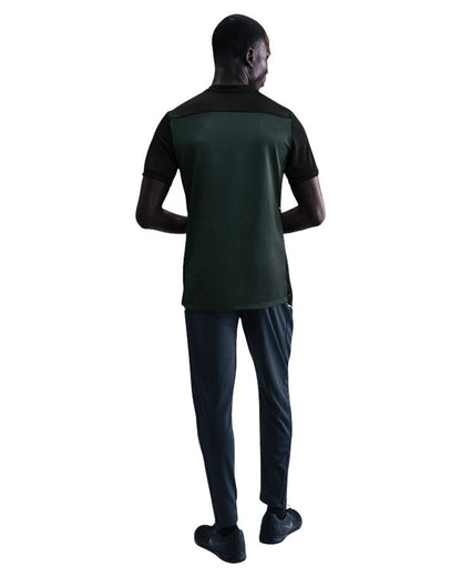 Nike Maglia da Running con Zip a Mezza Lunghezza Dri-FIT Pacer FQ2494-017 Verde – Performance, Traspirabilità e Stile Moderno