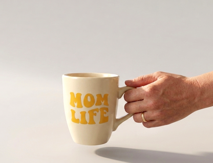 Tazza personalizzata con scritta in vinile