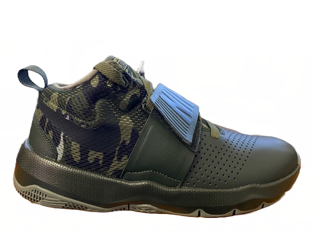 Nike scarpa da basket da junior Team Hustle 8 881941 301 olive
