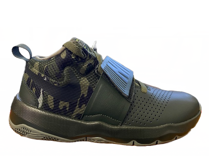Nike scarpa da basket da junior Team Hustle 8 881941 301 olive