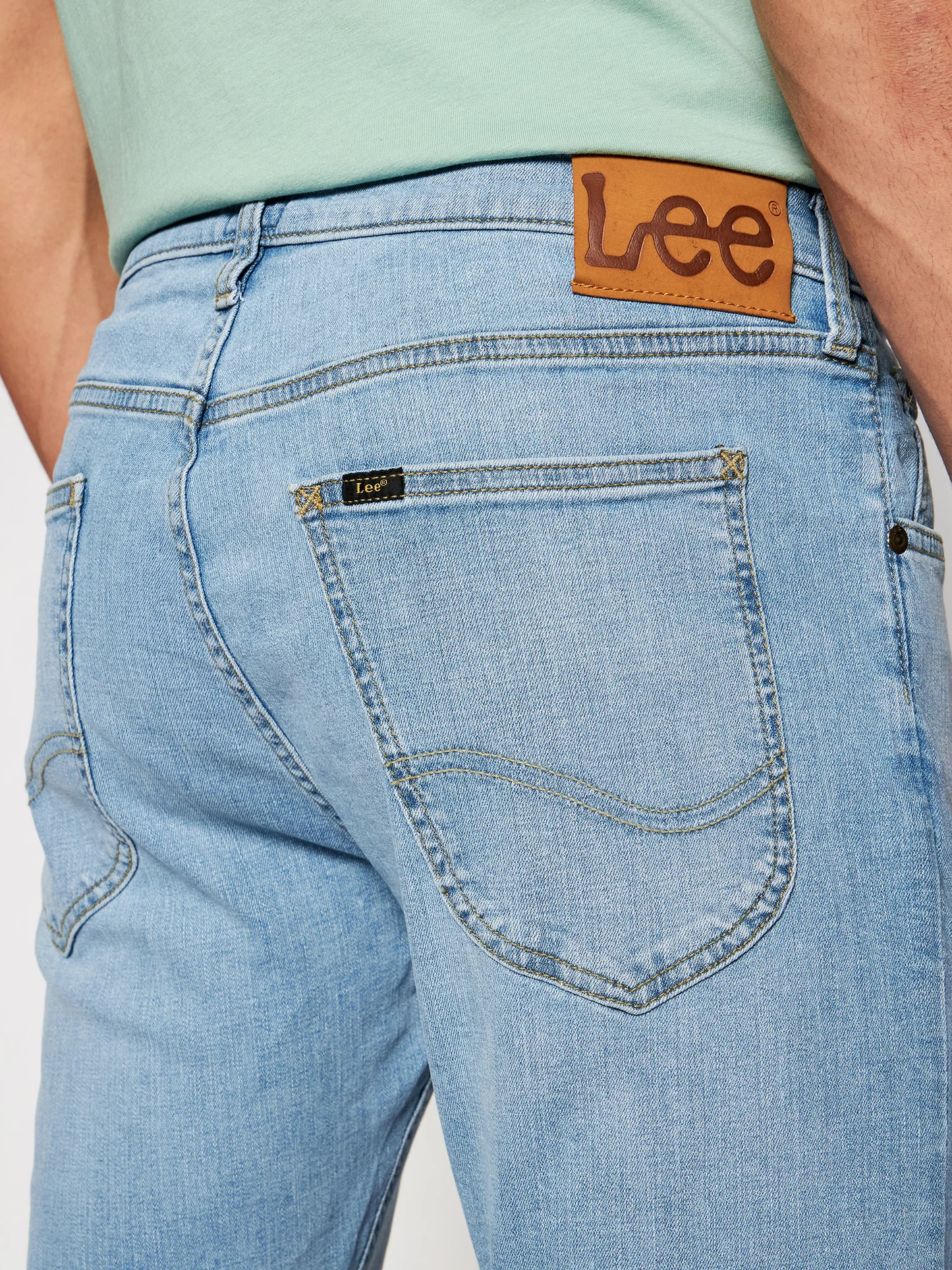 Lee Pantalone da uomo in Jeans Luke slim tapered L719NLUH bleached cody