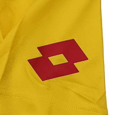 Lotto completo maglietta e pantaloncino da calcio-calcetto da adulto Sigma Q8531 giallo-rosso