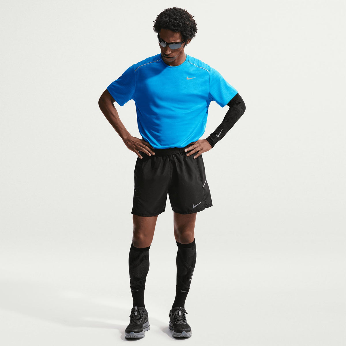 Nike pantaloncino sportivo da uomo Miler Men's Dri-FIT 12.5cm IF2060-010 nero