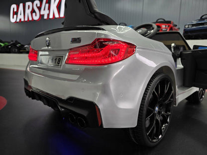 Kinder Elektroauto BMW M5 24 V – Grau Metallic
