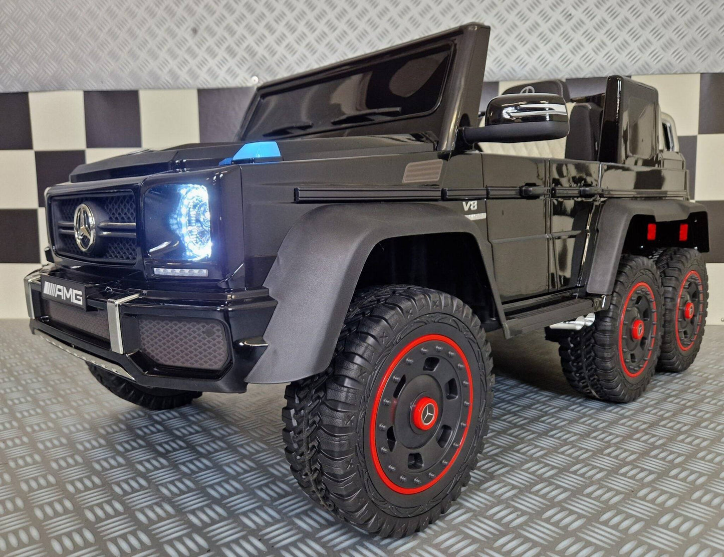 Kinder-Elektroauto Mercedes G63 AMG 6×6 12 V – Schwarz Metallic