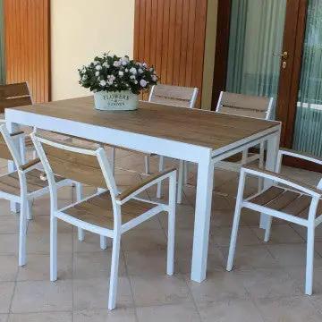 Tavolo allungabile Cayman in Alluminio con Piano in Polywood color Teak