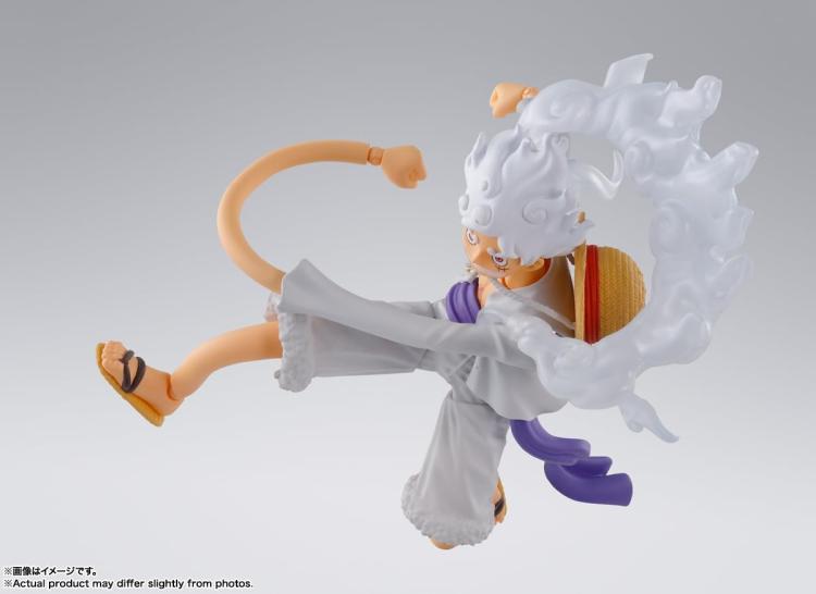BANDAI SH FIGUARTS ONE PIECE: MONKEY D.LUFFY (GEAR 5) TAMASHI ACTIONFIGUR 15CM