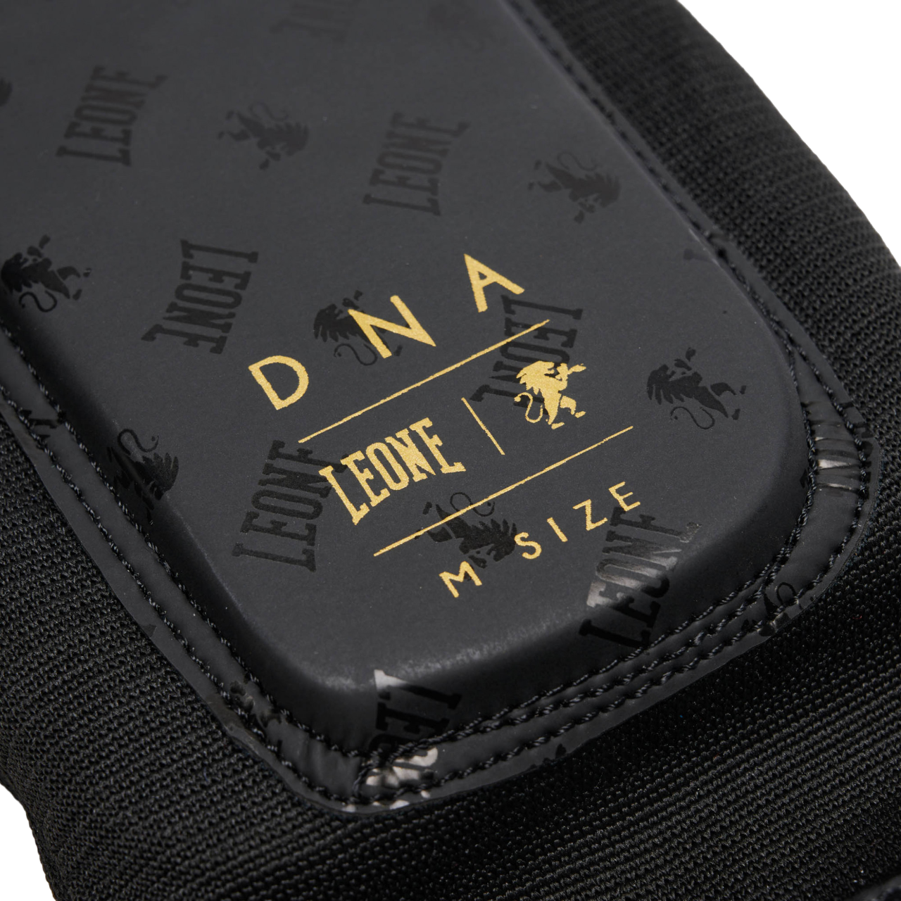 Leone Paratibia DNA PT123 Nero – Paratibia unisex, protezione kickboxing e muay thai, chiusura velcro