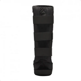 Leone Paratibia Basic PT132 Nero – Paratibia unisex, protezione allenamento, chiusura velcro regolabile