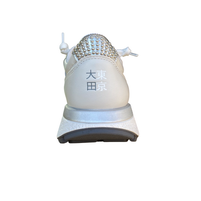 Lotto Leggenda – Scarpa Sneakers Donna Tokyo Aoyama Studs Bianco-Argento 223171-1VQ | Icona Urban, Pelle Premium, Comfort e Dettagli Preziosi