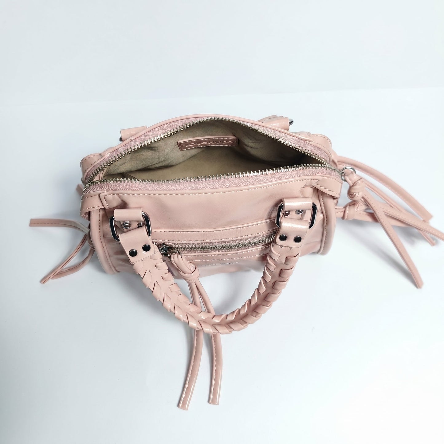 Coconuda Mini Bauletto con Manici Intrecciati e Frange