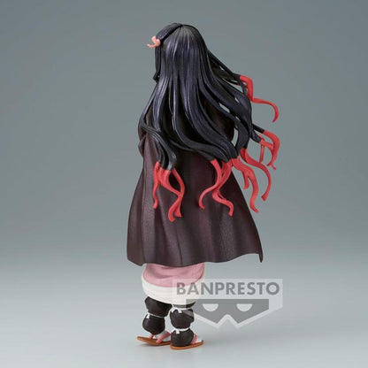 BANDAI DEMON SLAYER KIMETSU NO YAIBA GLITTER&GLAMOURS (NEZUKO KAMADO) FIGUR 22CM