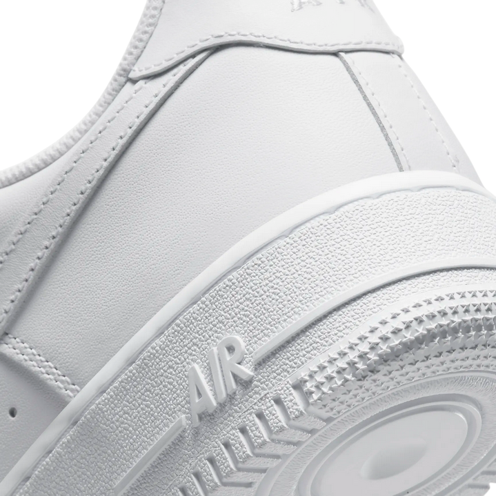 Nike Air Force 1 '07 Lifestyle Sneakers Uomo Bianco - CW2288-111