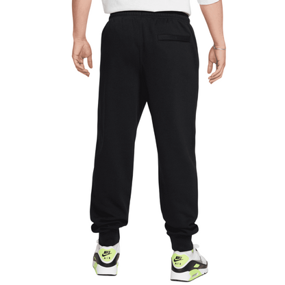 Nike FN3787-010 - Pantaloni Jogger Club Uomo in Fleece Nero