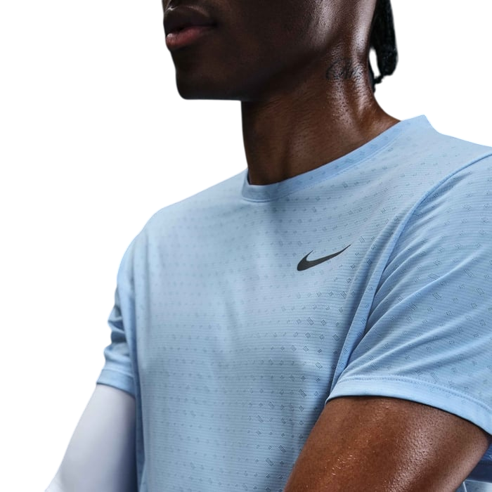 Nike Miler Breathe HJ4181-422 - Maglietta Dry-FIT Running Uomo Celeste