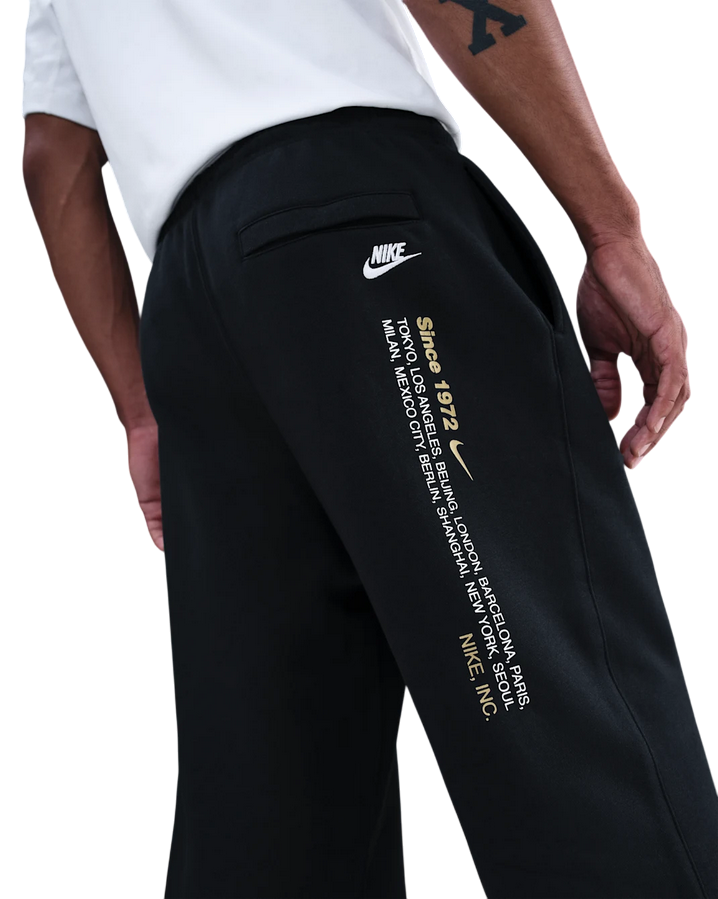 Nike Pantalone Straight Fleece Uomo IM8323-010 Nero | Comfort Caldo e Stile Urbano