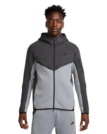 Nike Tech Giacca Windrunner HV0949-061 Grigio