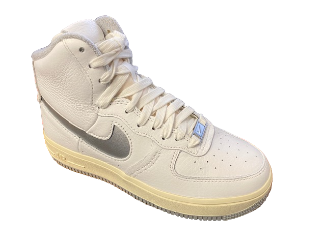 Nike Air Force 1 High Sculpt Lifestyle Sneakers Donna Bianco Latte Argento - DC3590/101