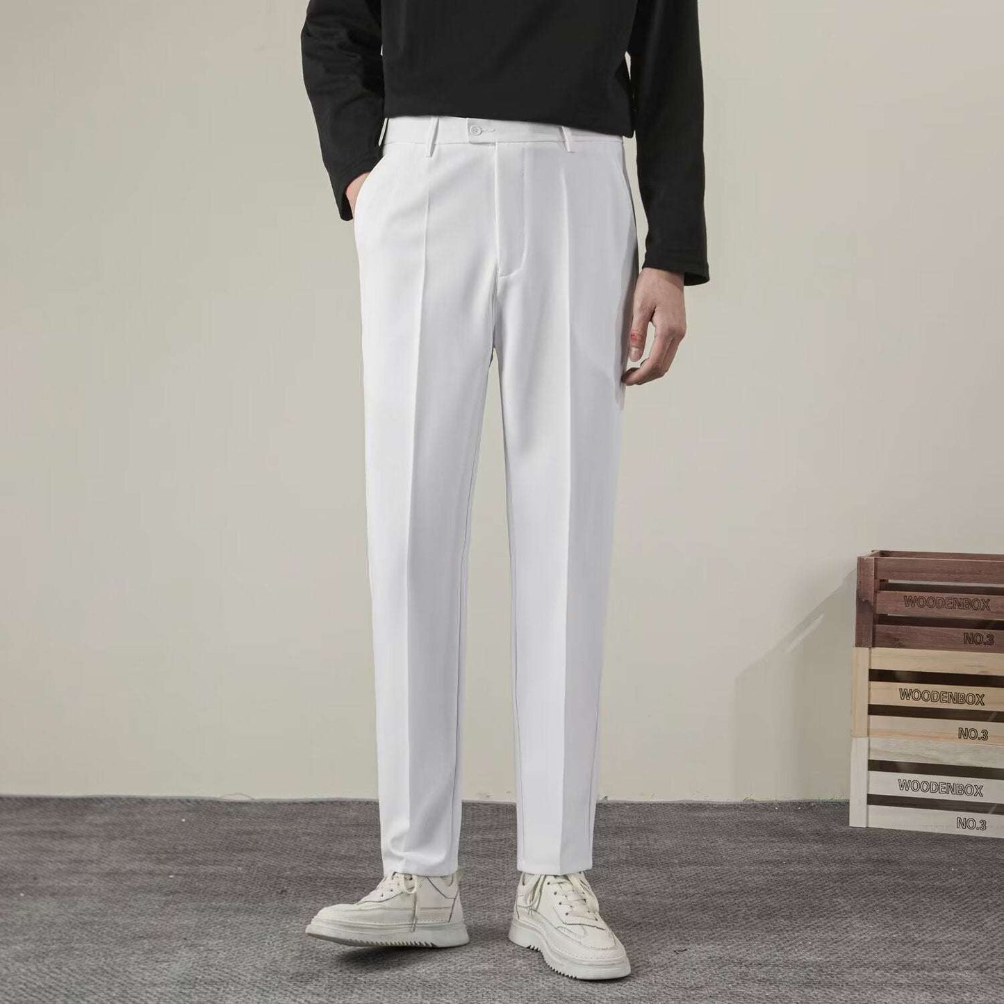 Pantaloni Classici con Chiusura Estesa