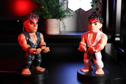 Cable Guys Street Fighter Evil Ryu Smartphone-Controller-Ladestation-Figur