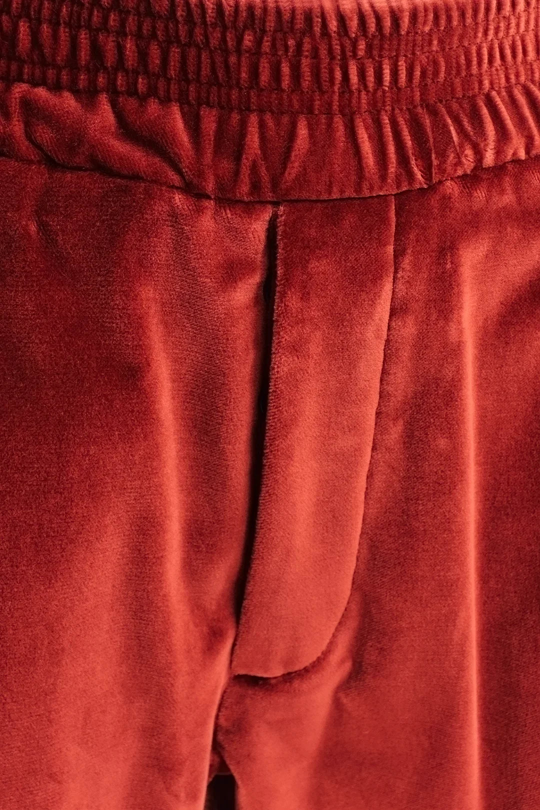 Pantalone con elastico in velluto liscio ruggine