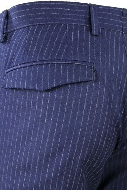 Pantalone slim con pince in lana bluette gessata