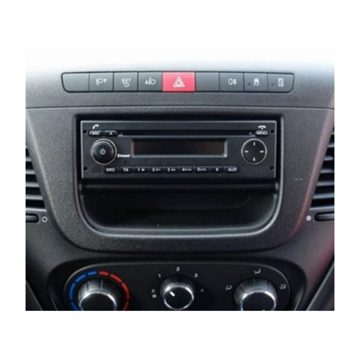 Autoradio per Iveco Daily 7" (2013-2021) Bluetooth, Radio, USB, Mirror Link